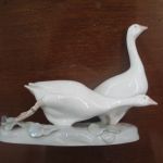 443 5792 FIGURINE